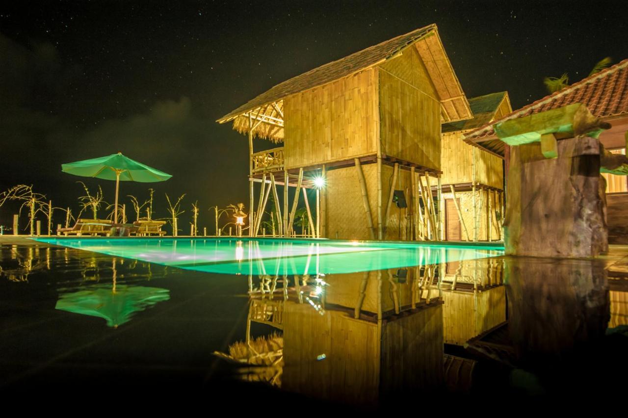 pondok bamboo villa Batununggul Esterno foto